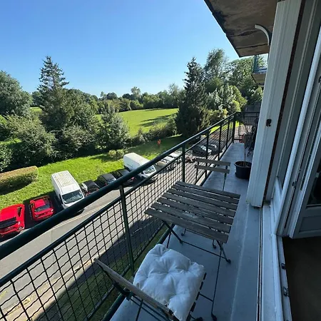 شقة Quiet Modern & Near Center Rousies